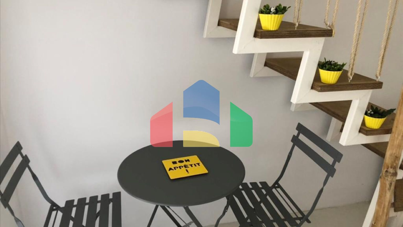 Продаж - Бізнес 240 m² на Сітонії (Халкідіки)