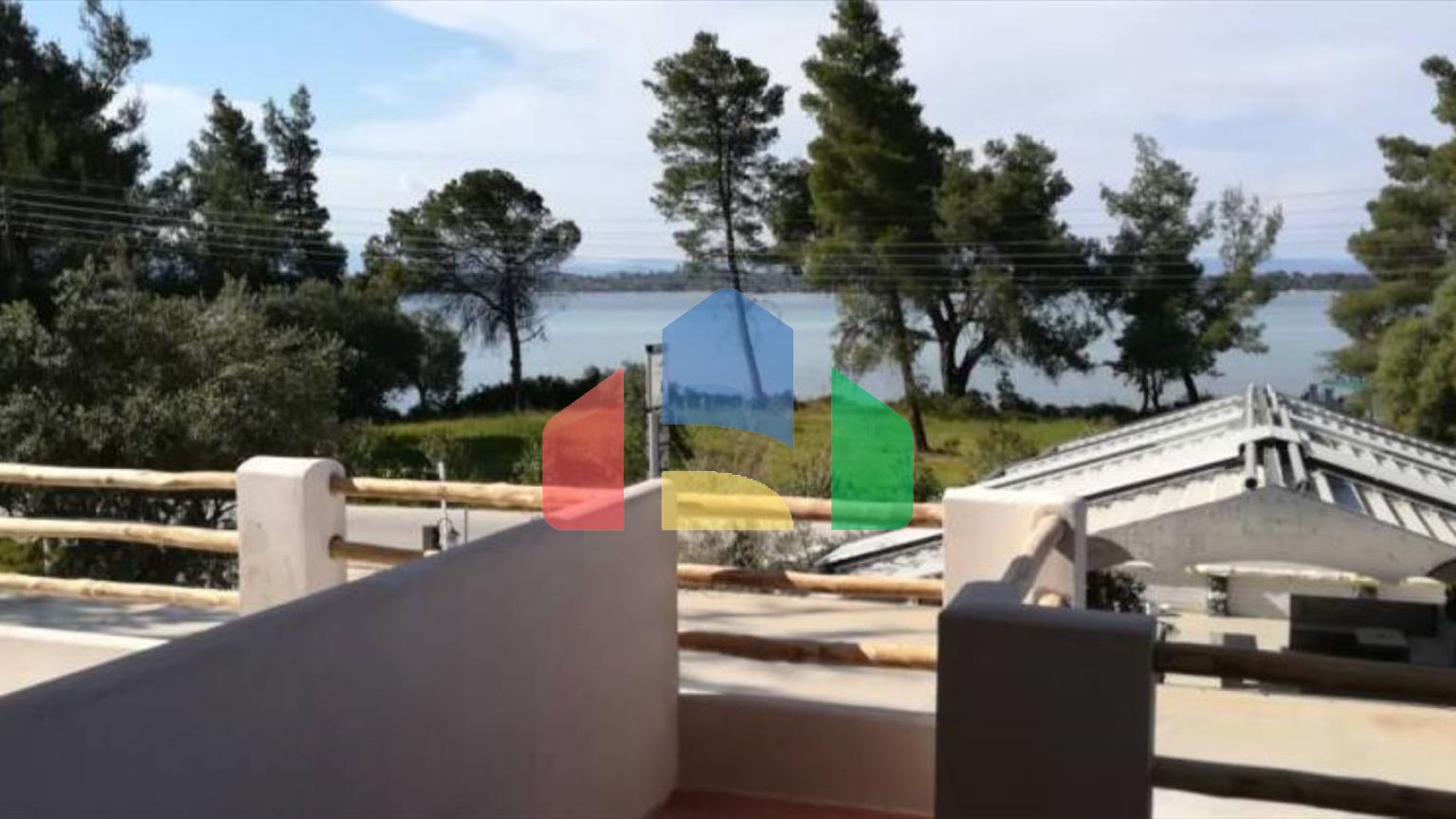 Продаж - Бізнес 240 m² на Сітонії (Халкідіки)