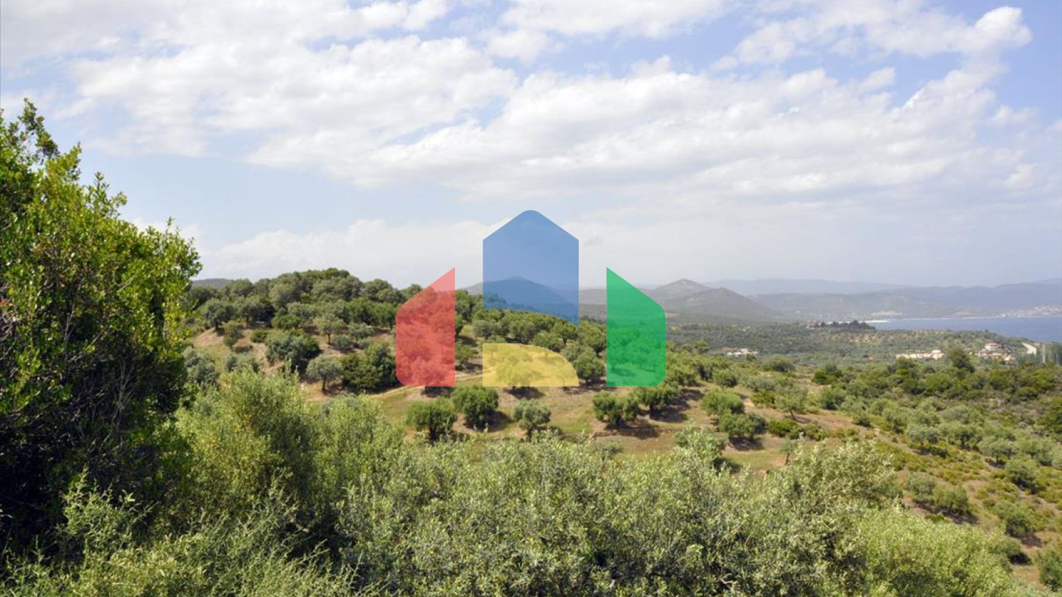 Продаж - Земельна ділянка 3750 m² на Сітонії (Халкідіки)