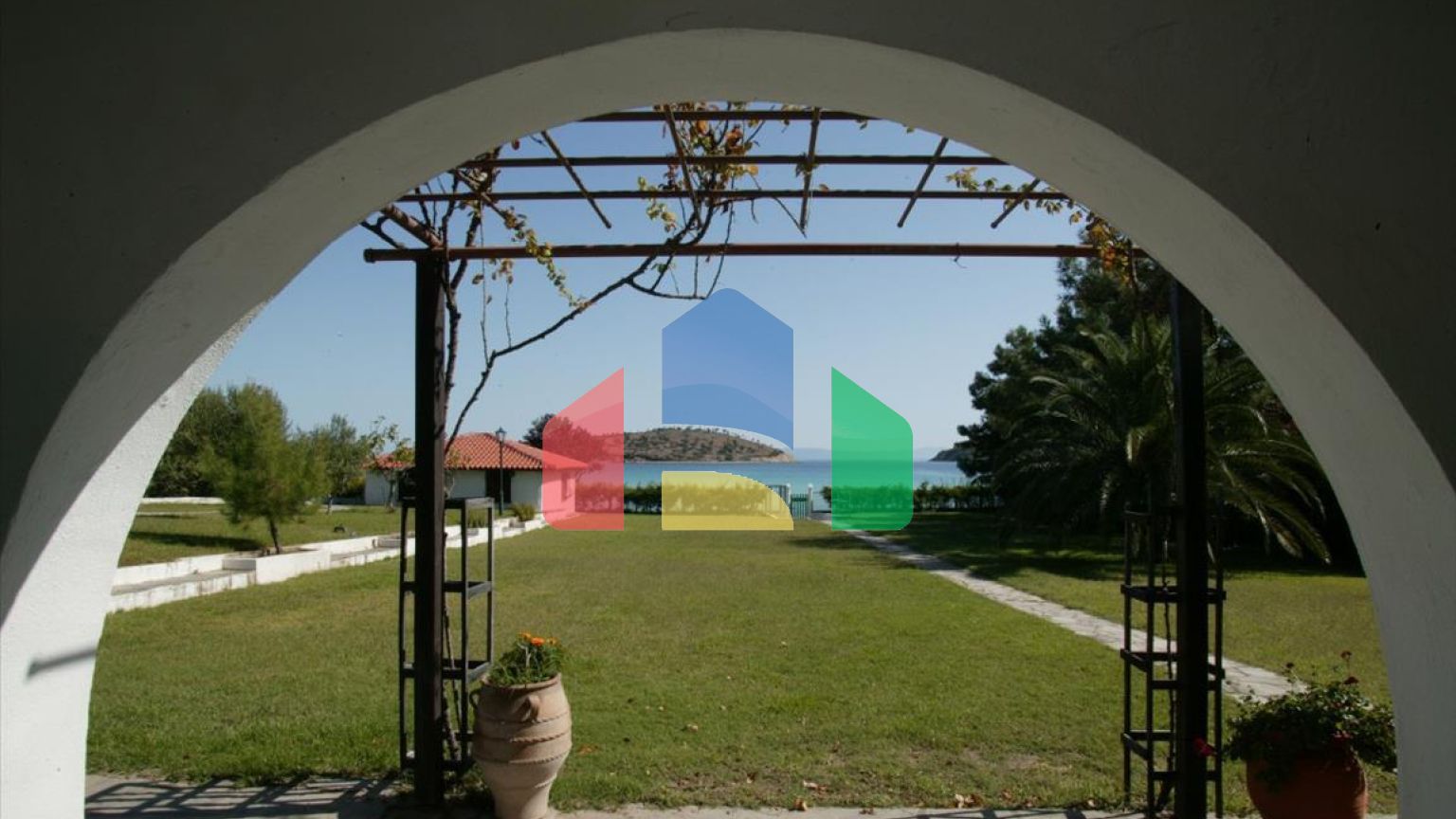 Продажа - Гостиница 480 m² на Ситонии (Халкидики)