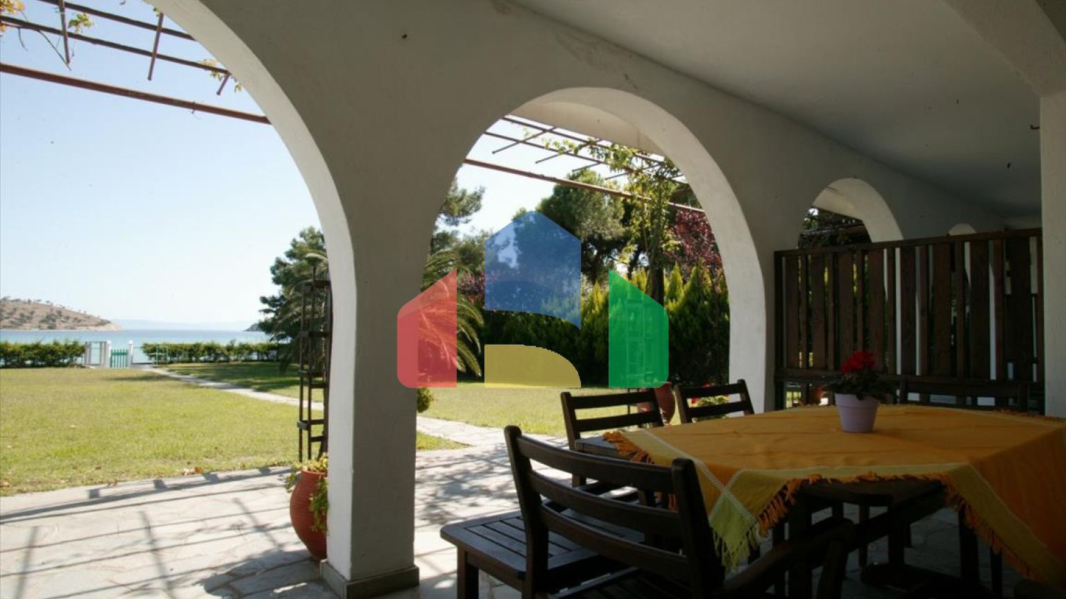 Продажа - Гостиница 480 m² на Ситонии (Халкидики)