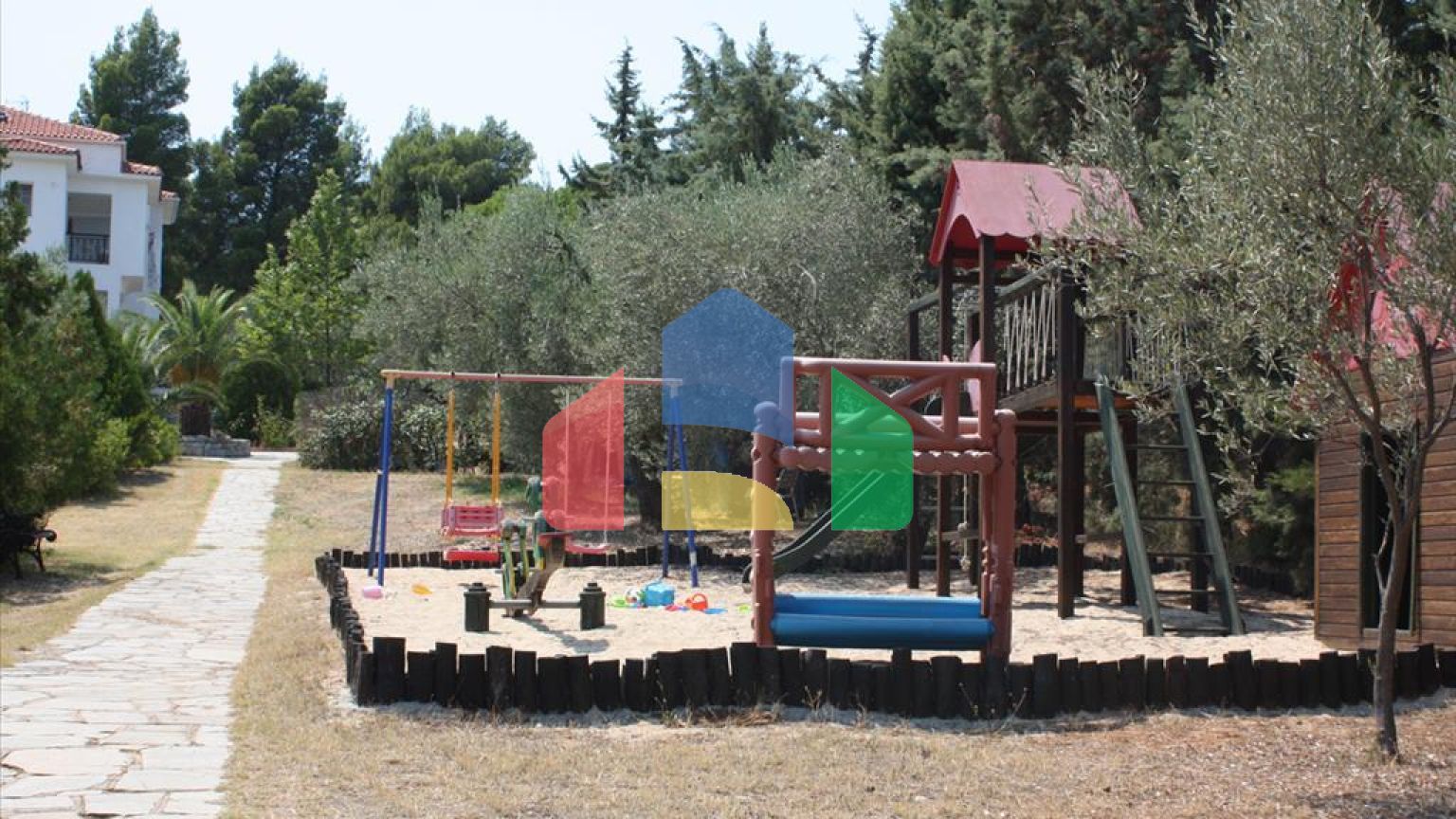 Продажа - Гостиница 580 m² на Ситонии (Халкидики)