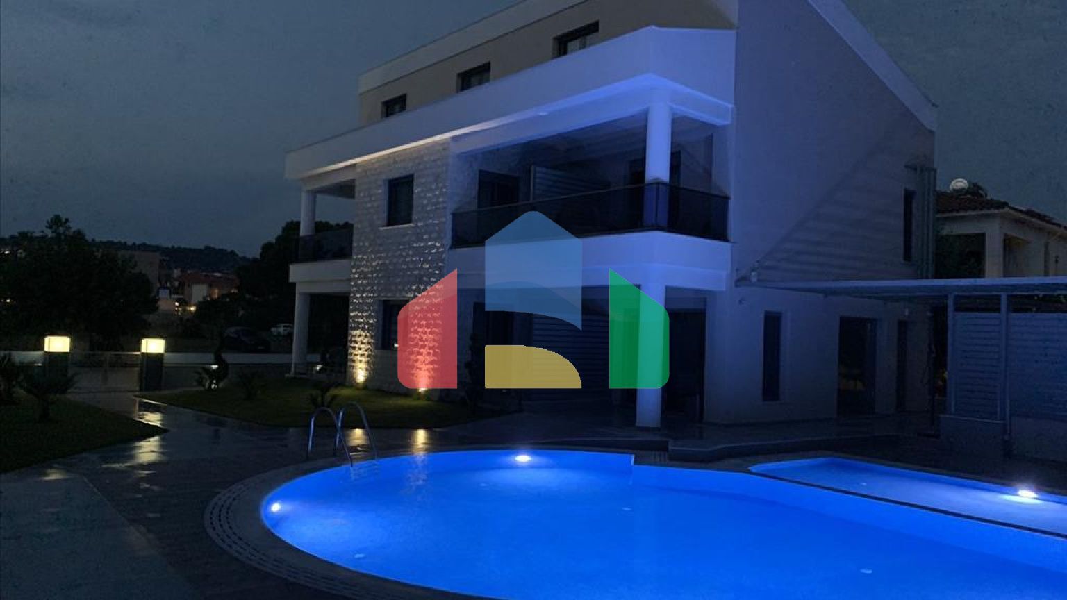 Продажа - Гостиница 698 m² на Ситонии (Халкидики)