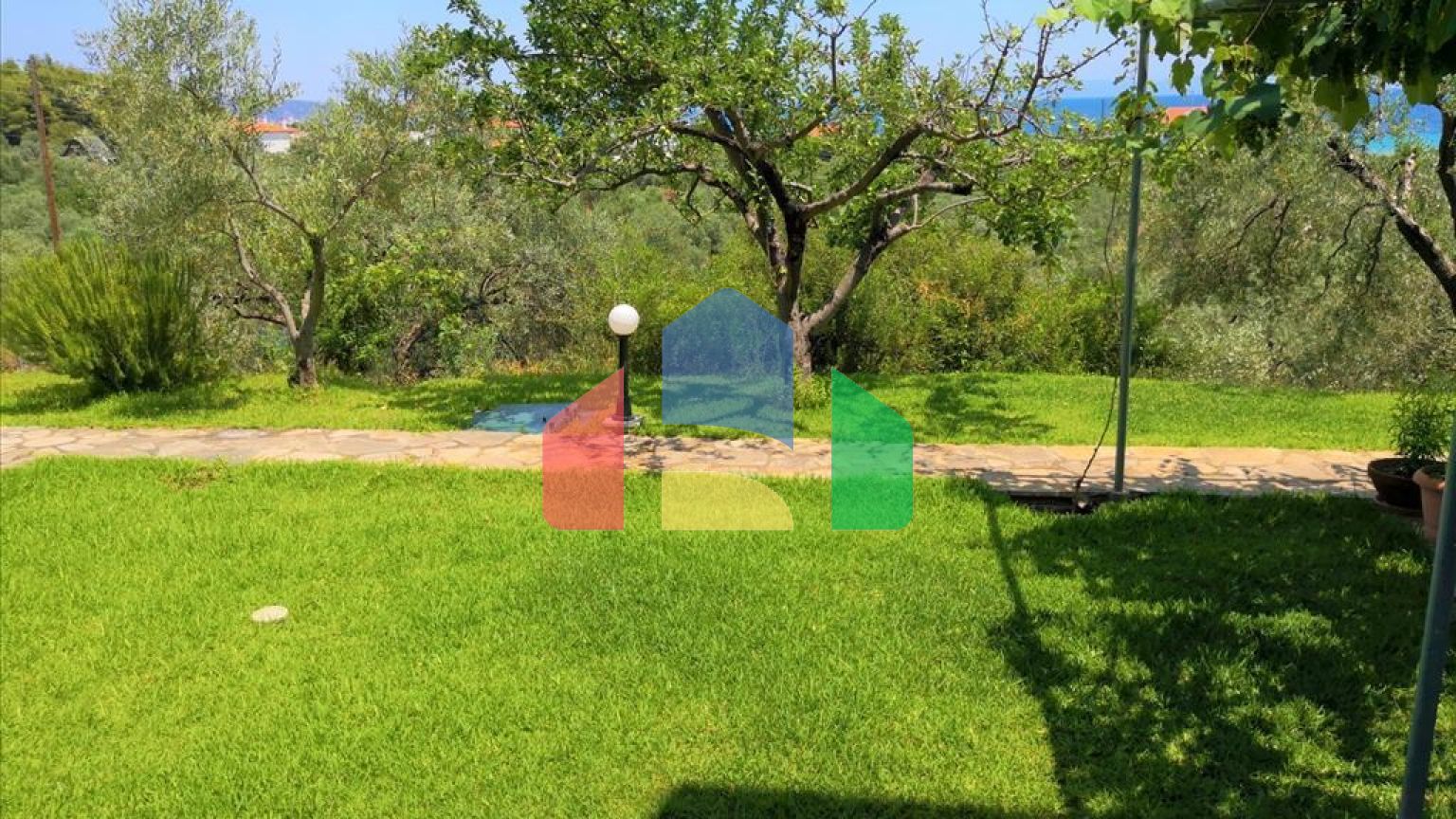 Продажа - Гостиница 224 m² на Ситонии (Халкидики)