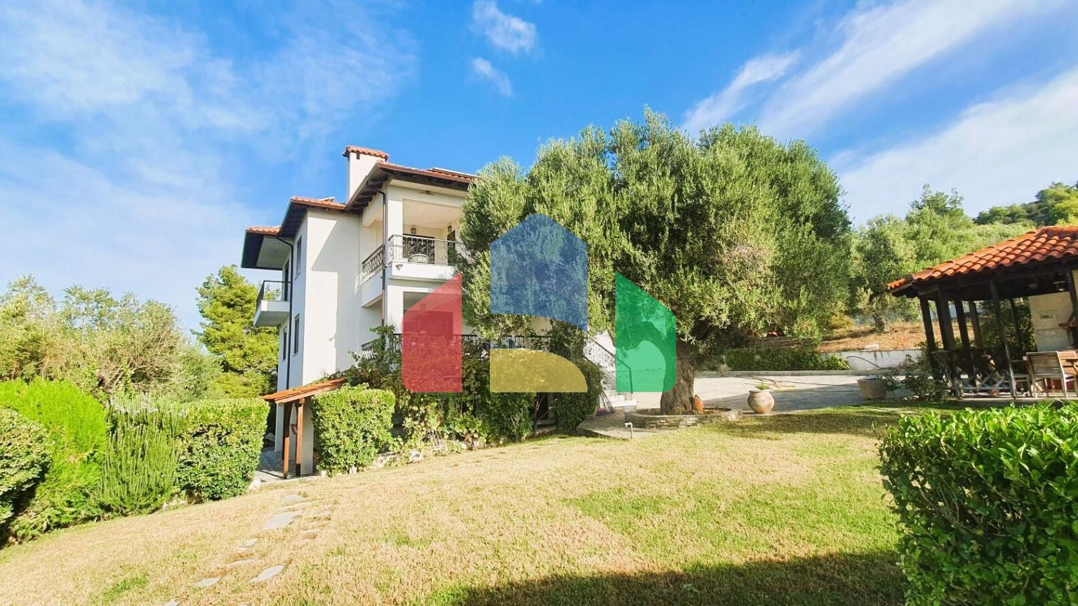 Продажа - Вилла 300 m² на Ситонии (Халкидики)