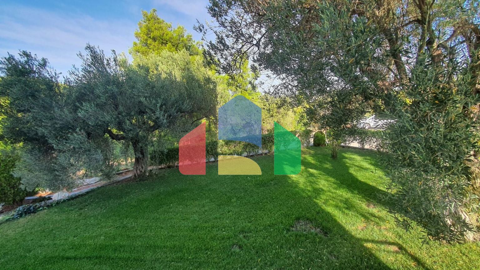 Продажа - Вилла 300 m² на Ситонии (Халкидики)