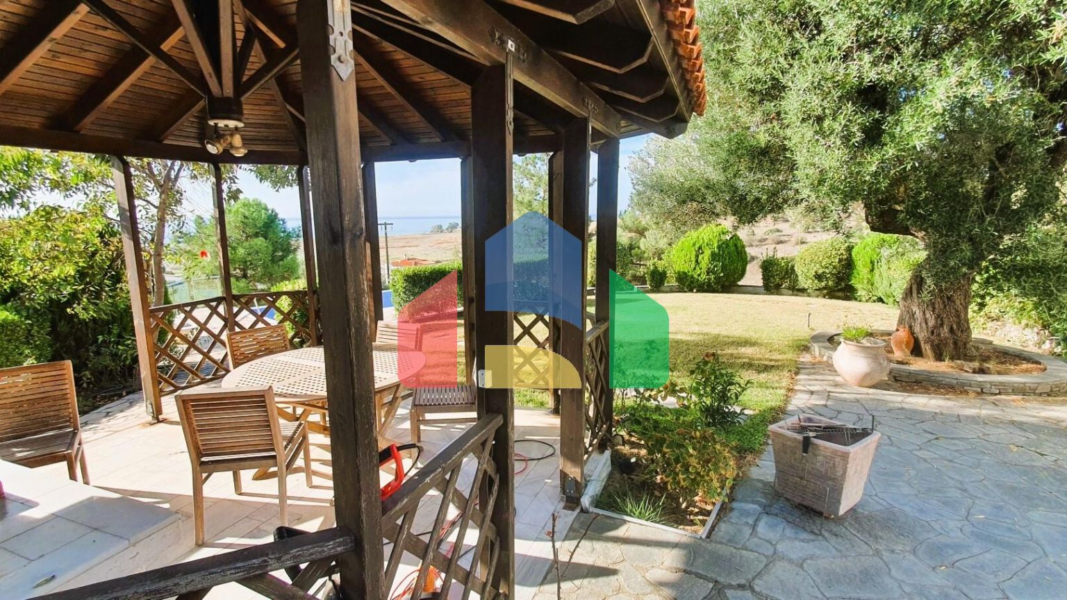 Продажа - Вилла 300 m² на Ситонии (Халкидики)