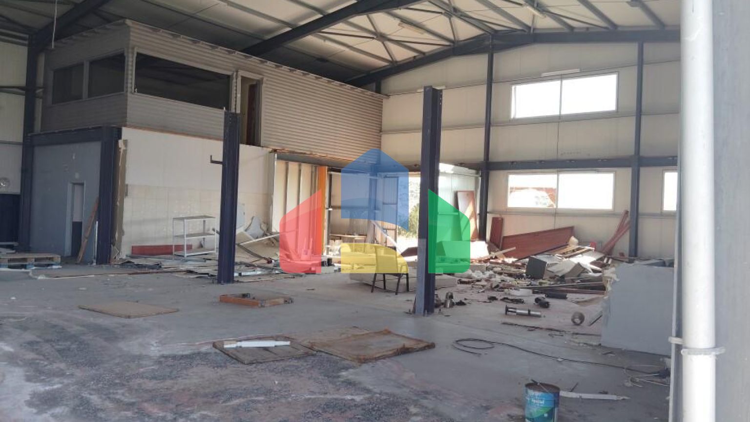 Продажа - Коммерческое помещение 948 m² на Ситонии (Халкидики)