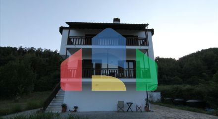 Продаж - Котедж 210 m² на Афоні (Халкідіки)