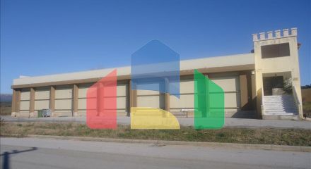 Продажа - Бизнес 1375 m² на Афоне (Халкидики)