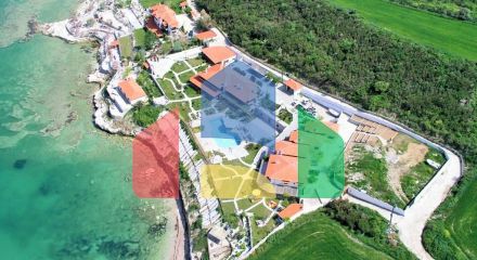 Продаж - Готель 1300 m² на Афоні (Халкідіки)