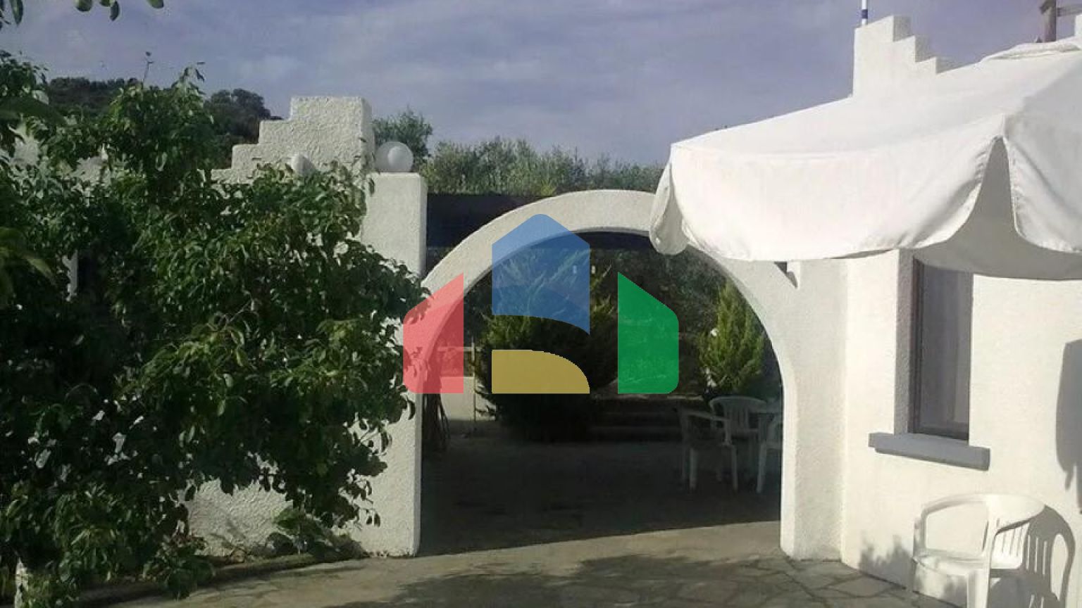 Продаж - Готель 350 m² на Афоні (Халкідіки)