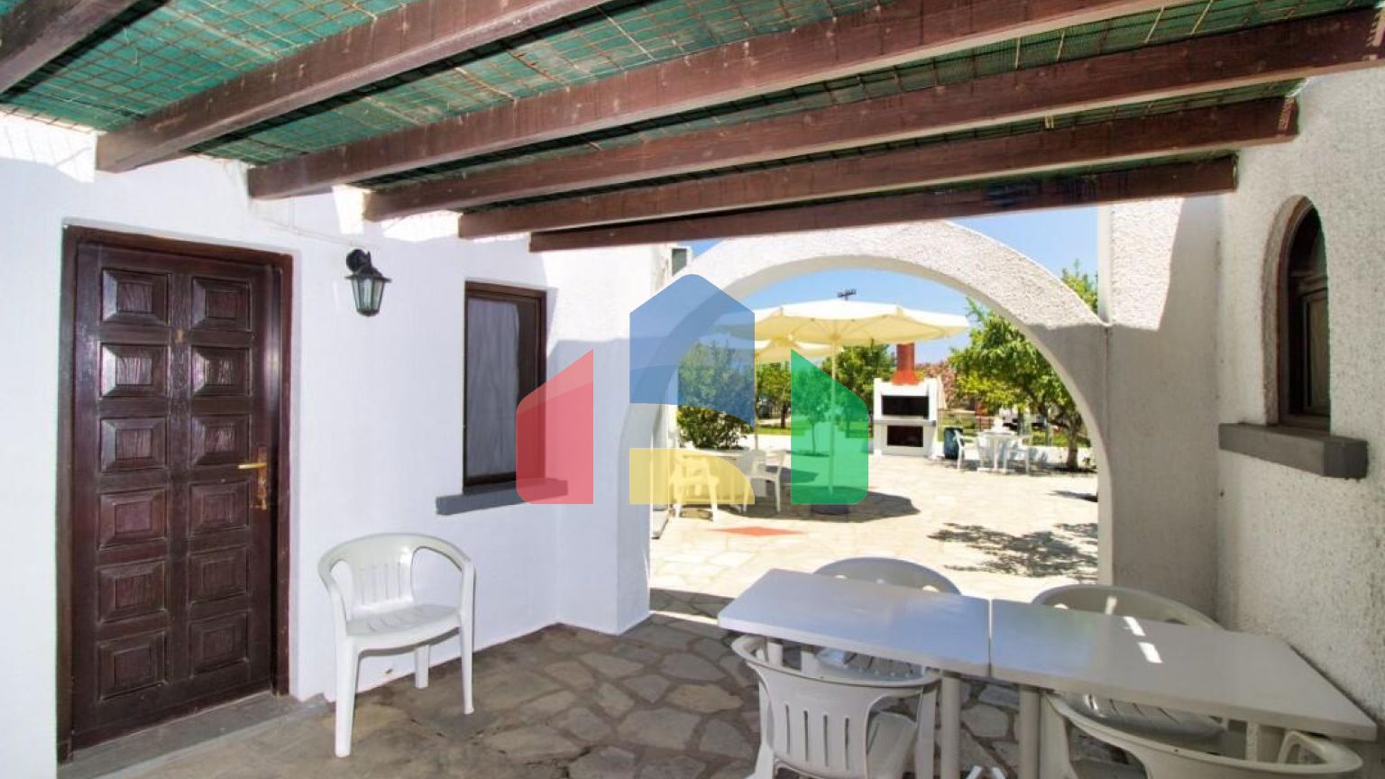 Продаж - Готель 350 m² на Афоні (Халкідіки)