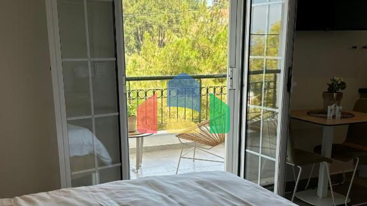 Продаж - Готель 530 m² на Афоні (Халкідіки)