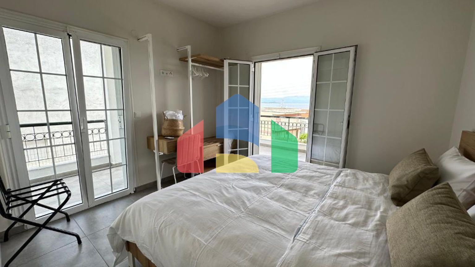 Продаж - Готель 530 m² на Афоні (Халкідіки)