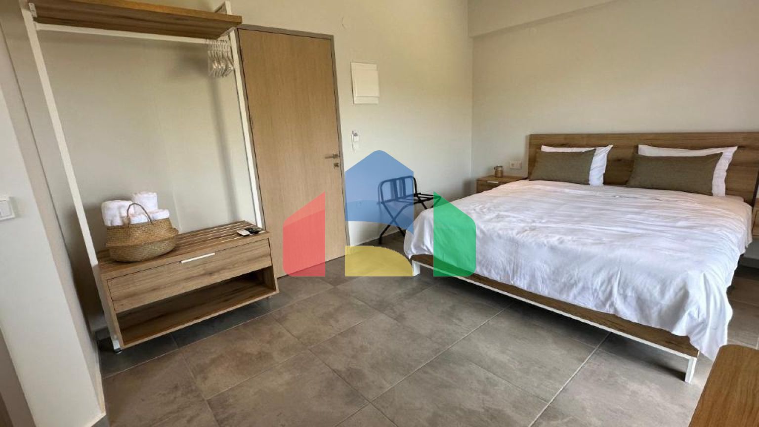 Продаж - Готель 530 m² на Афоні (Халкідіки)