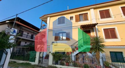 Продаж - Таунхаус 117 m² на Афоні (Халкідіки)