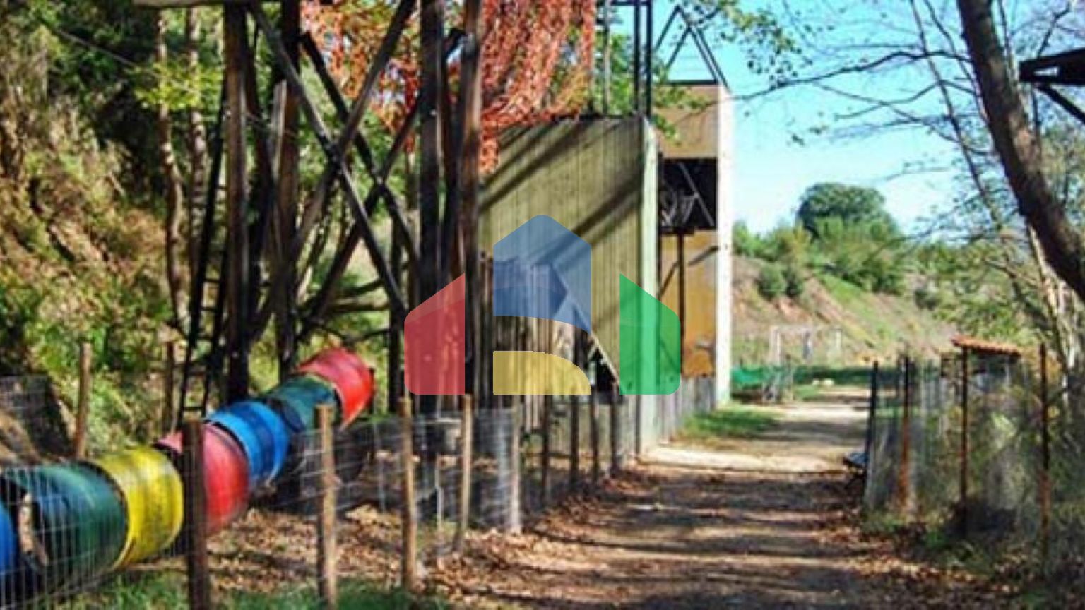 Продаж - Бізнес 700 m² на Афоні (Халкідіки)