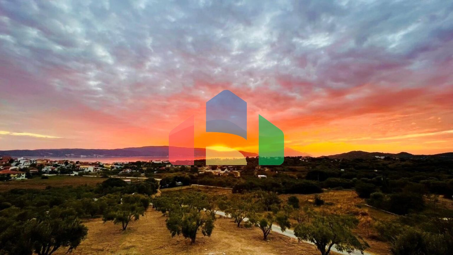 Продажа - Коттедж 135 m² на Афоне (Халкидики)