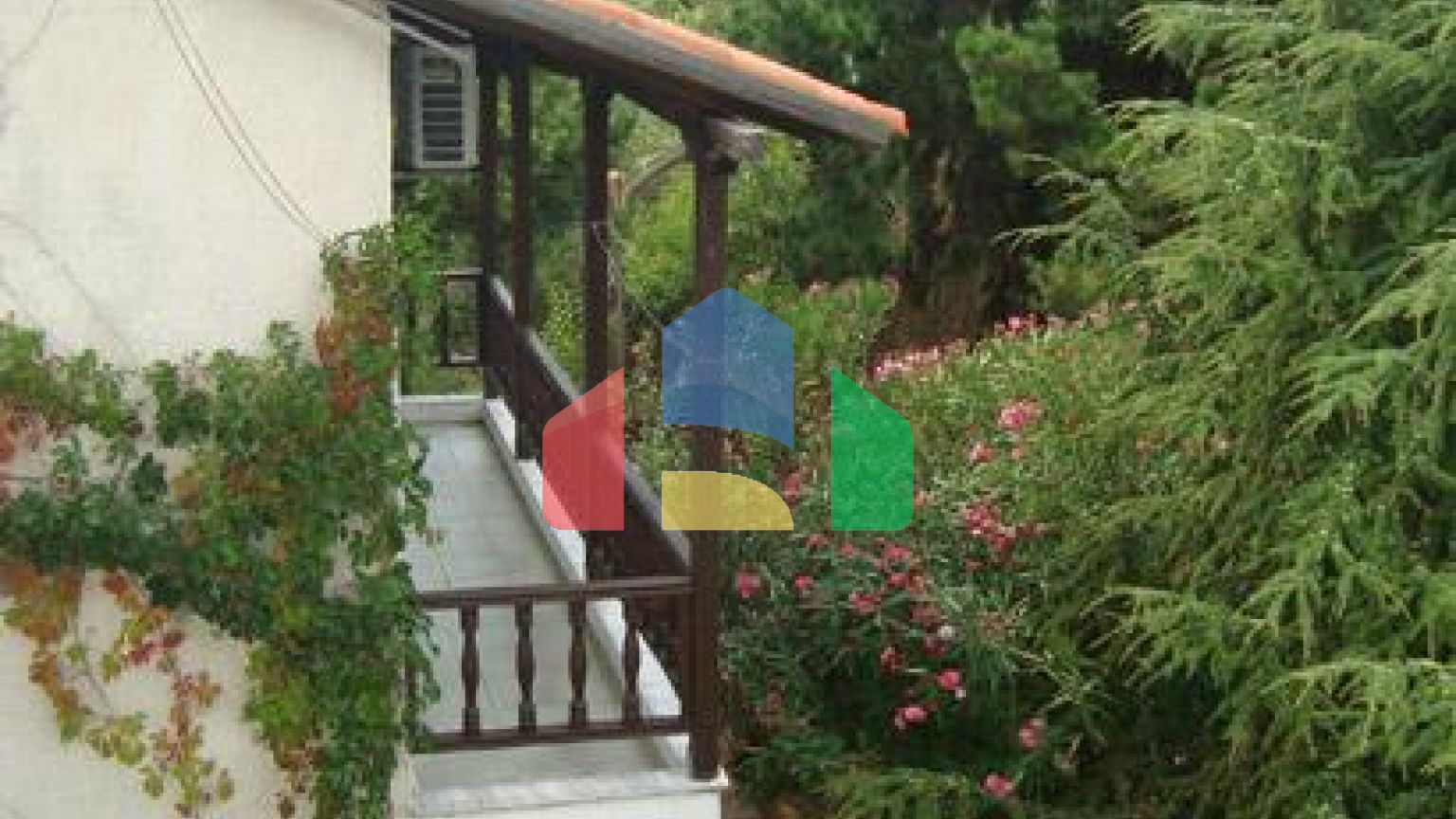 Продаж - Готель 6950 m² на Афоні (Халкідіки)