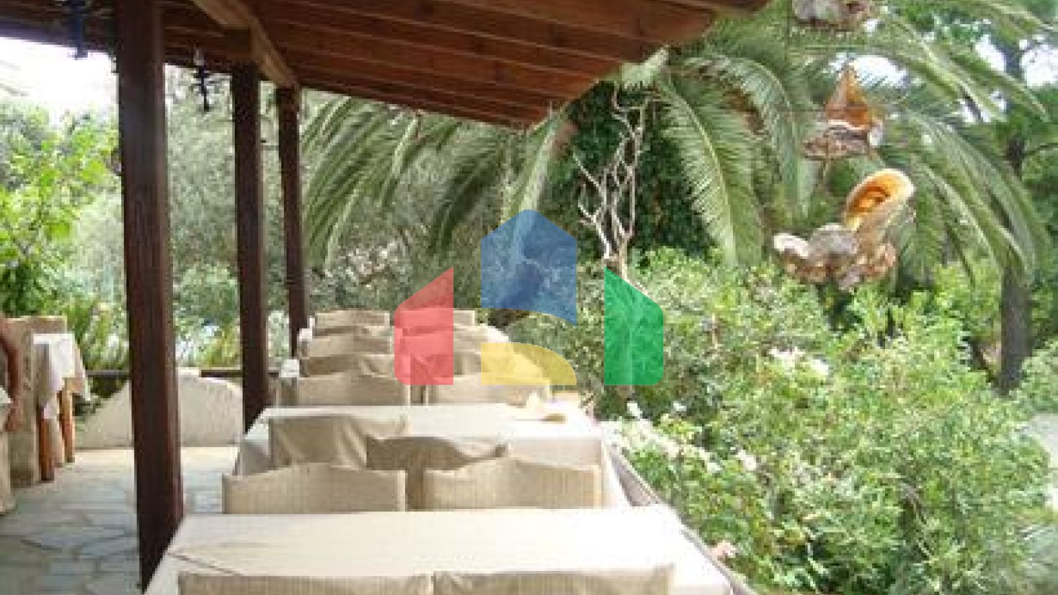 Продаж - Готель 6950 m² на Афоні (Халкідіки)