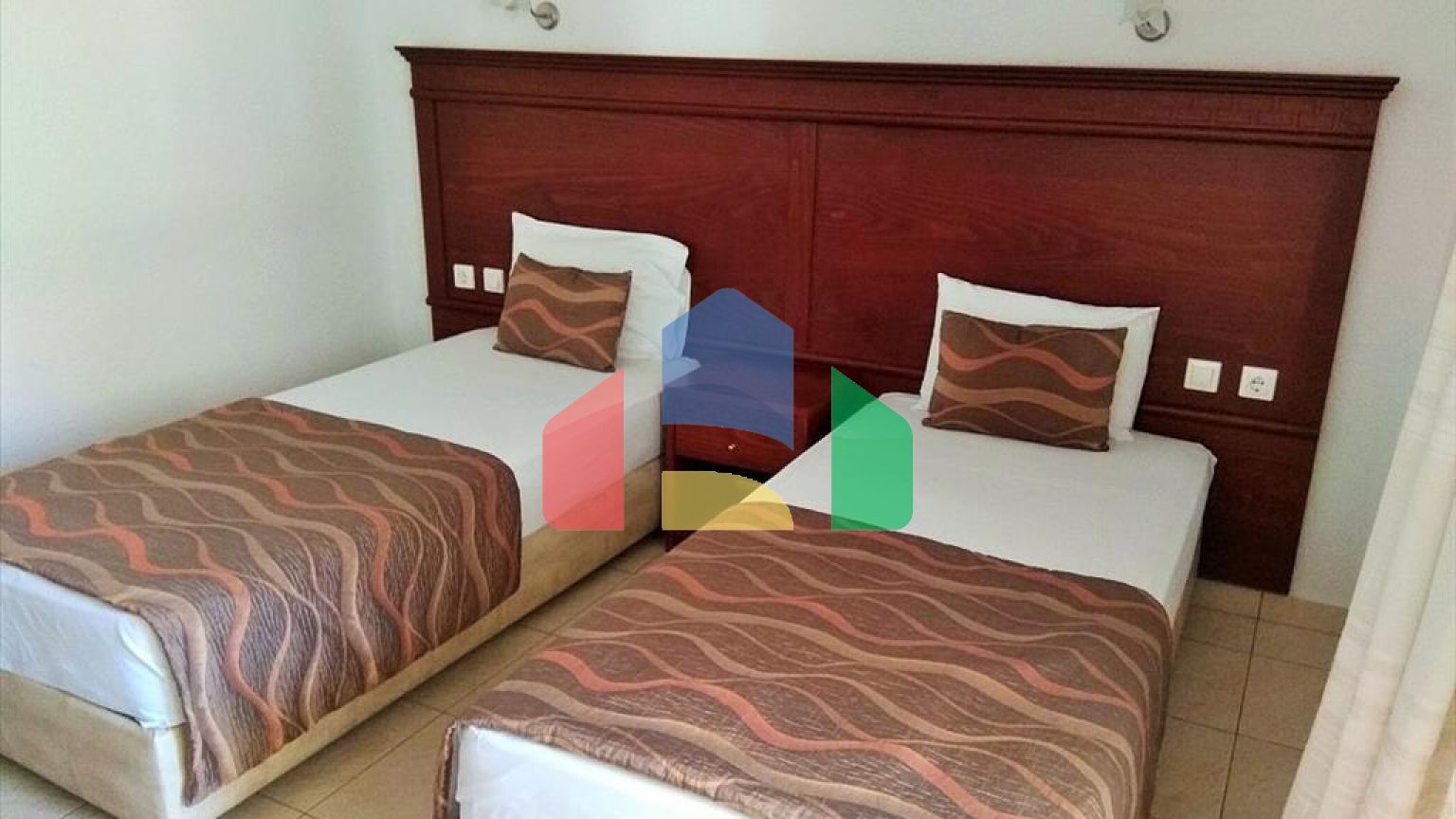 Продажа - Гостиница 1000 m² на Афоне (Халкидики)