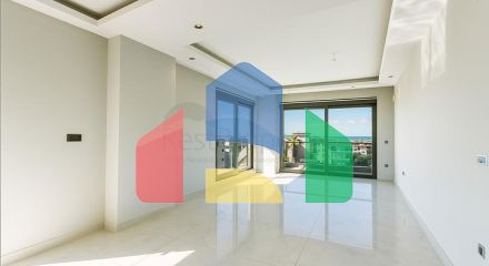 One-bedroom apartment in a new complex in Oba district