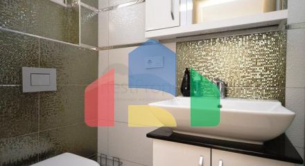 Трехкомнатная просторная квартира с отдельной кухней в районе Оба