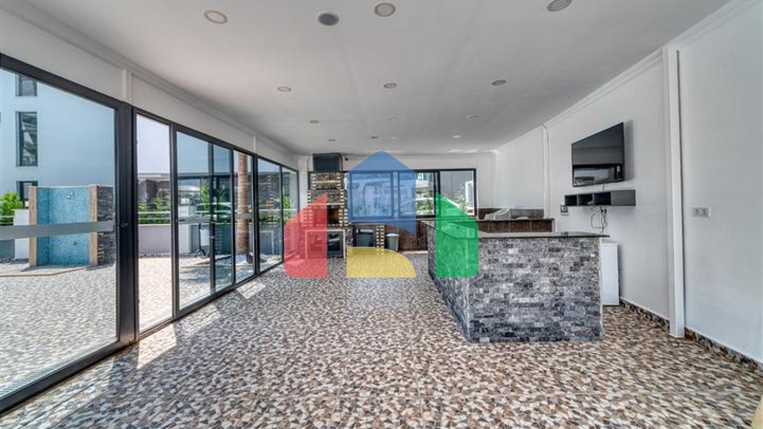 Затишна квартира в районі Оба