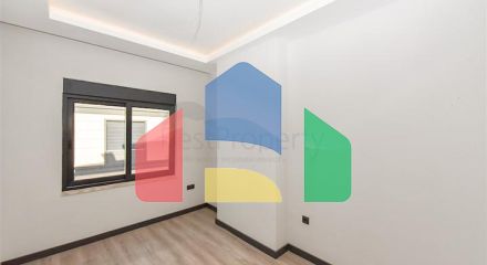 Двокімнатна квартира в муніципальному центрі Аланії