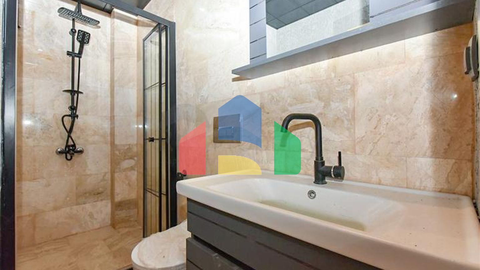 Двокімнатна квартира в муніципальному центрі Аланії