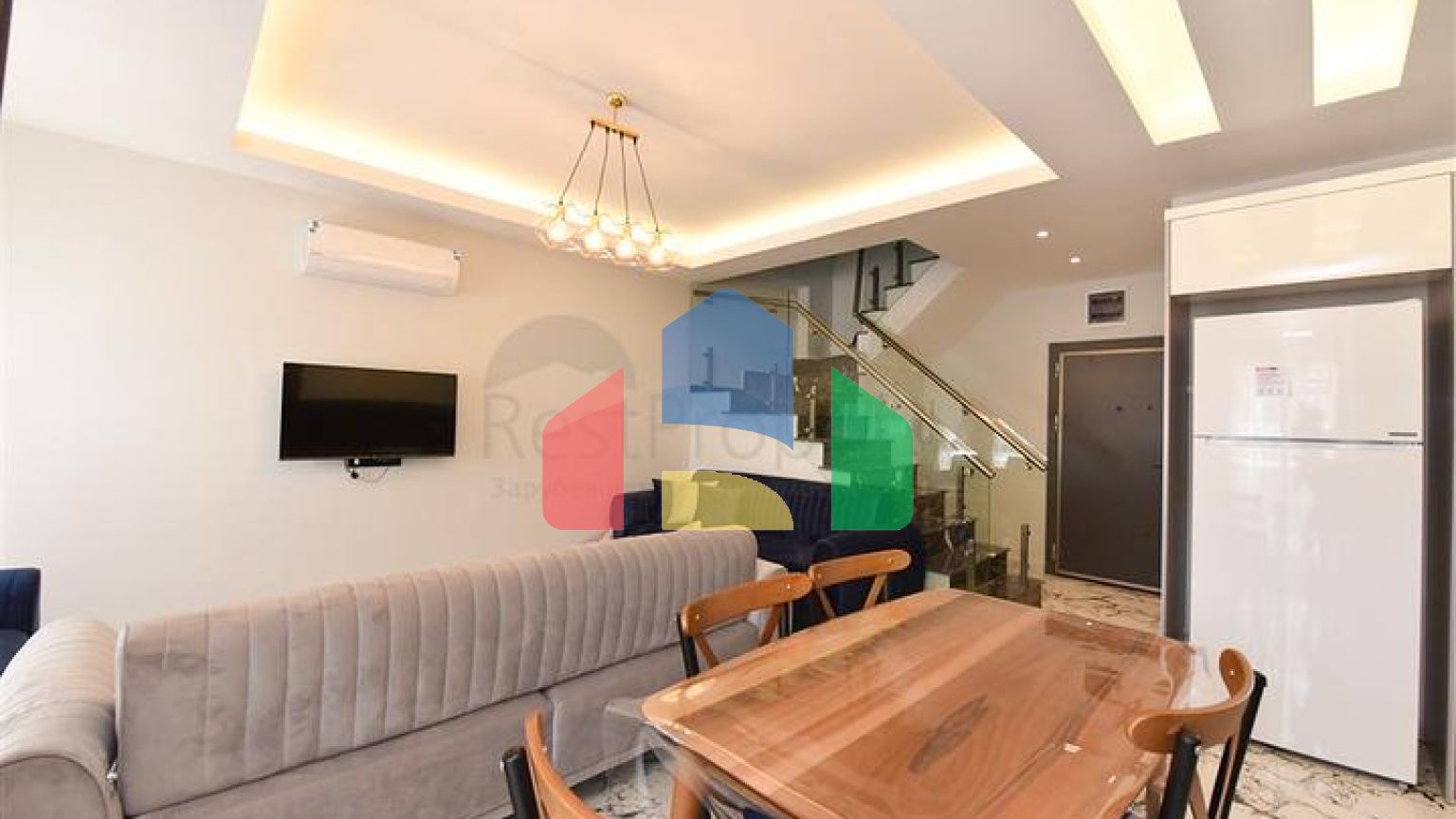 Меблированный пентхаус 2+1 в районе Оба