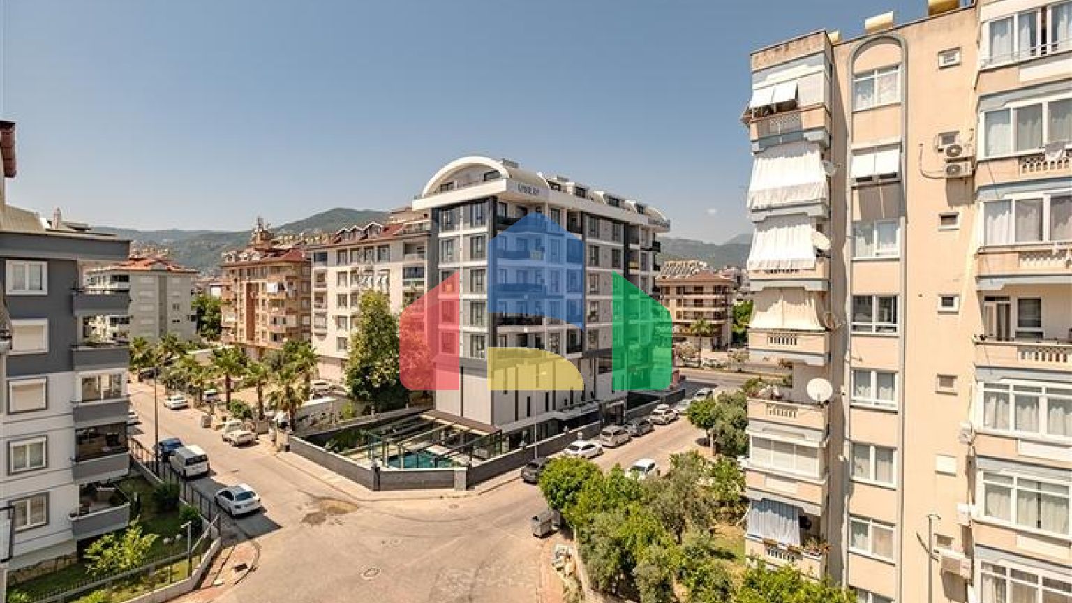 Просторий пентхаус 4 + 1 в затишному житловому комплексі в районі Оба-комфорт для всієї родини