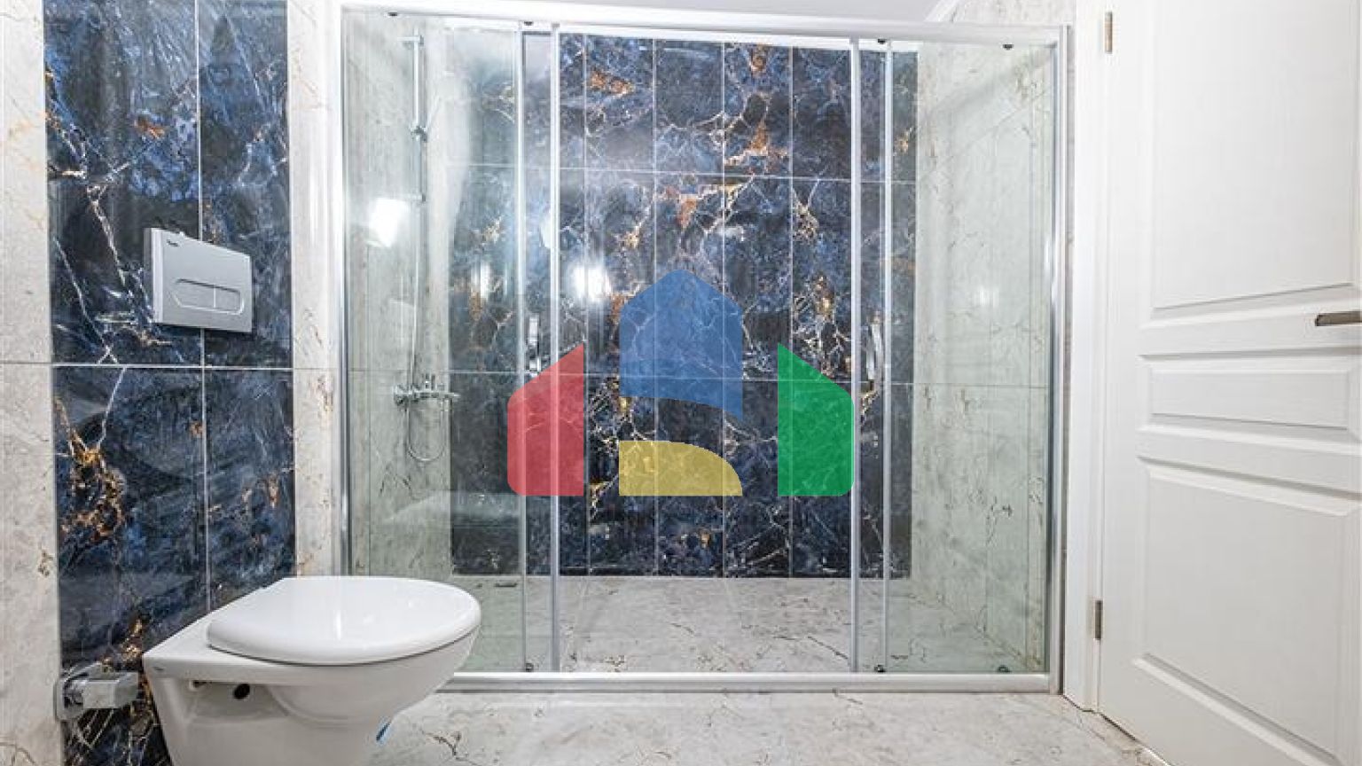 Просторий пентхаус 4 + 1 в районі Оба