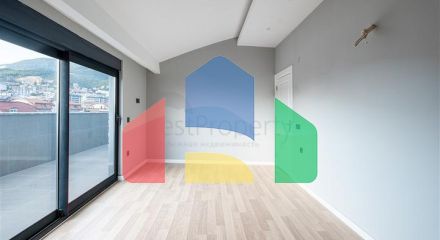 Просторный пентхаус 4+1 в районе Оба