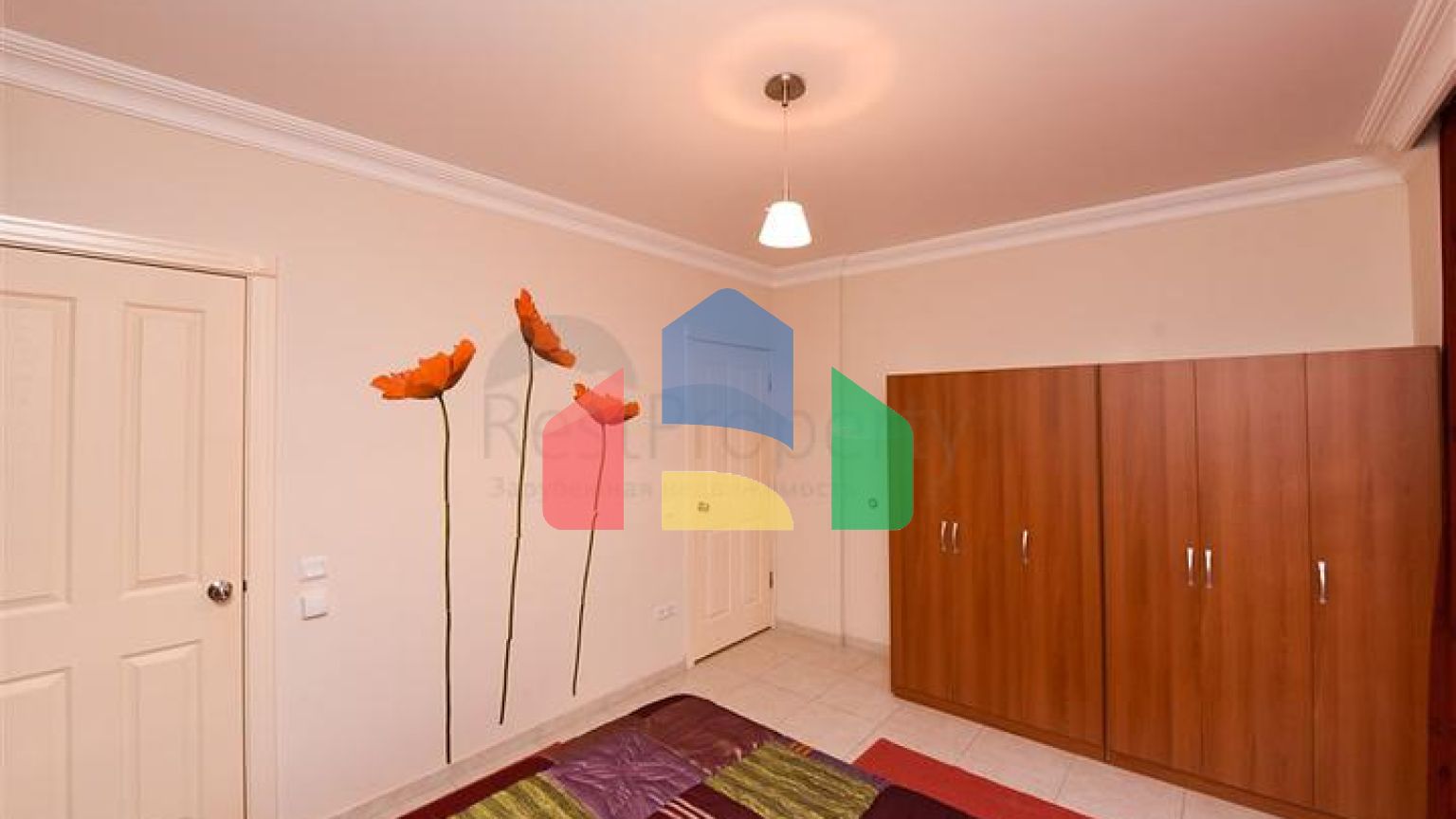 Просторные апартаменты в центральном Оба