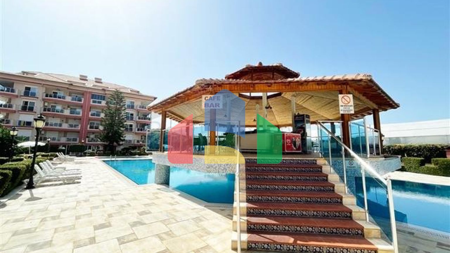 Просторные апартаменты в центральном Оба