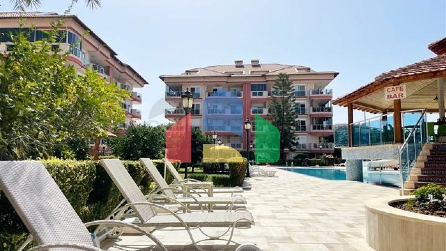 Просторные апартаменты в центральном Оба