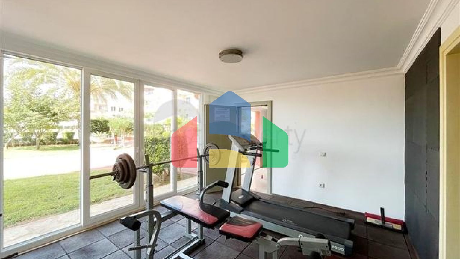 Просторные апартаменты в центральном Оба