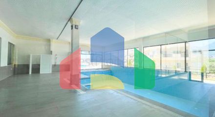 Трикімнатна мебльована квартира в районі Оба