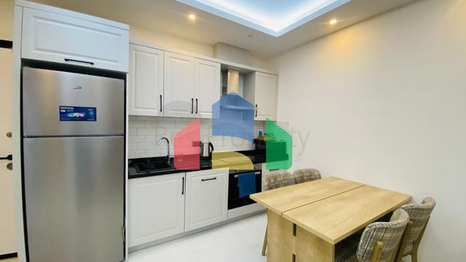 Унікальна квартира 1 + 1 з виходом в сад