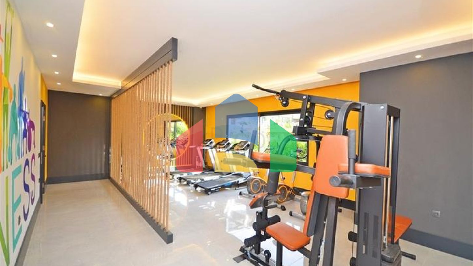 Унікальна квартира 1 + 1 з виходом в сад