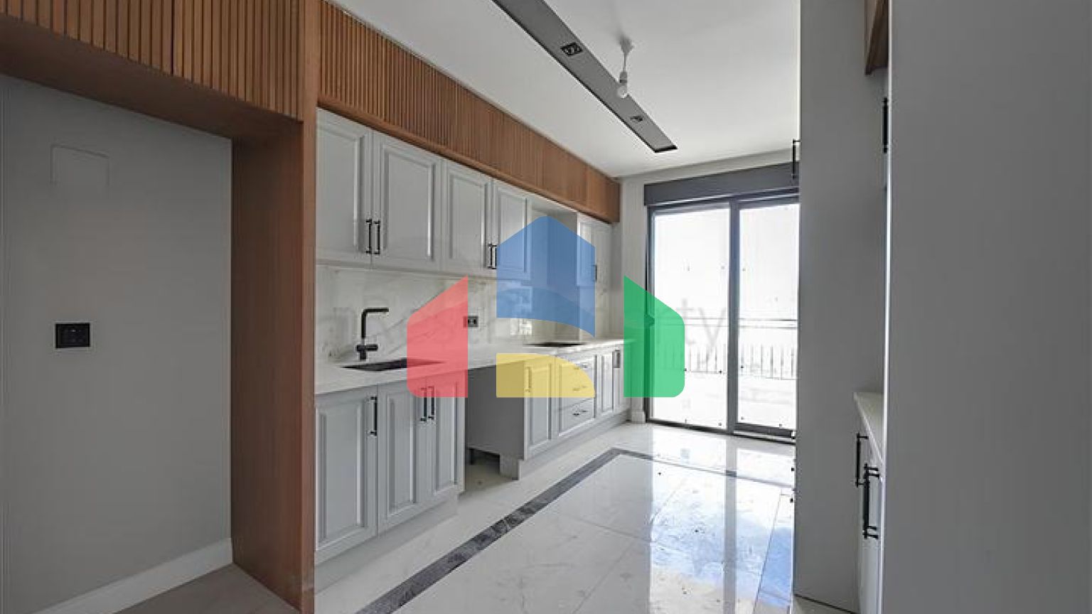 Роскошная квартира с тремя спальнями для большой семьи