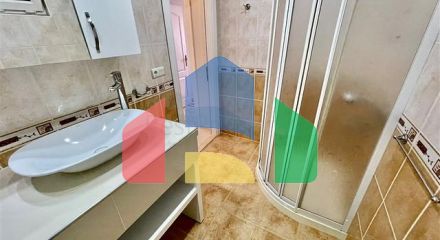 Spacious 4+1 penthouse from the owner, 300 meters from the sea in the Oba area