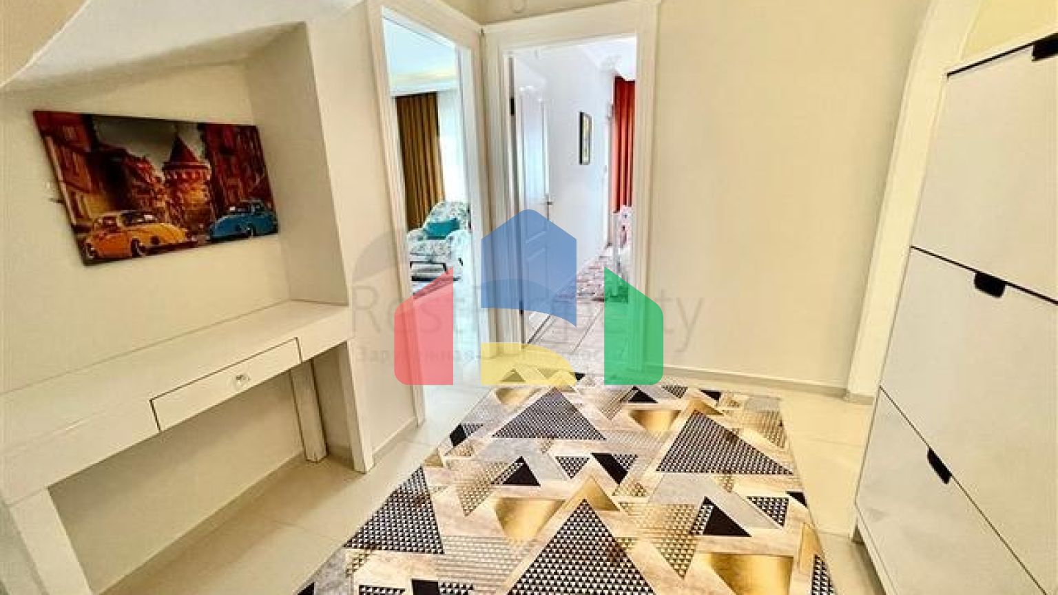 Просторный пентхаус от собственника 4+1 в 300 метрах от моря в районе Оба