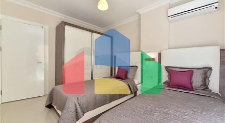 Трехкомнатная квартира в 150 метрах от моря