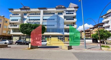 Трехкомнатная квартира в 150 метрах от моря