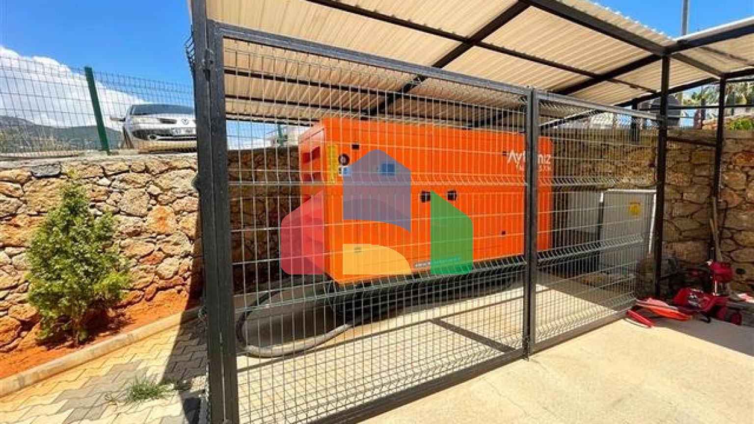 Шикарная квартира планировкой 1+1 в районе Оба