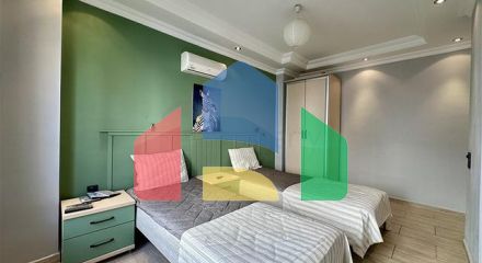 Простора мебльована квартира 2+1 всього в 150 метрах від моря в районі Оба