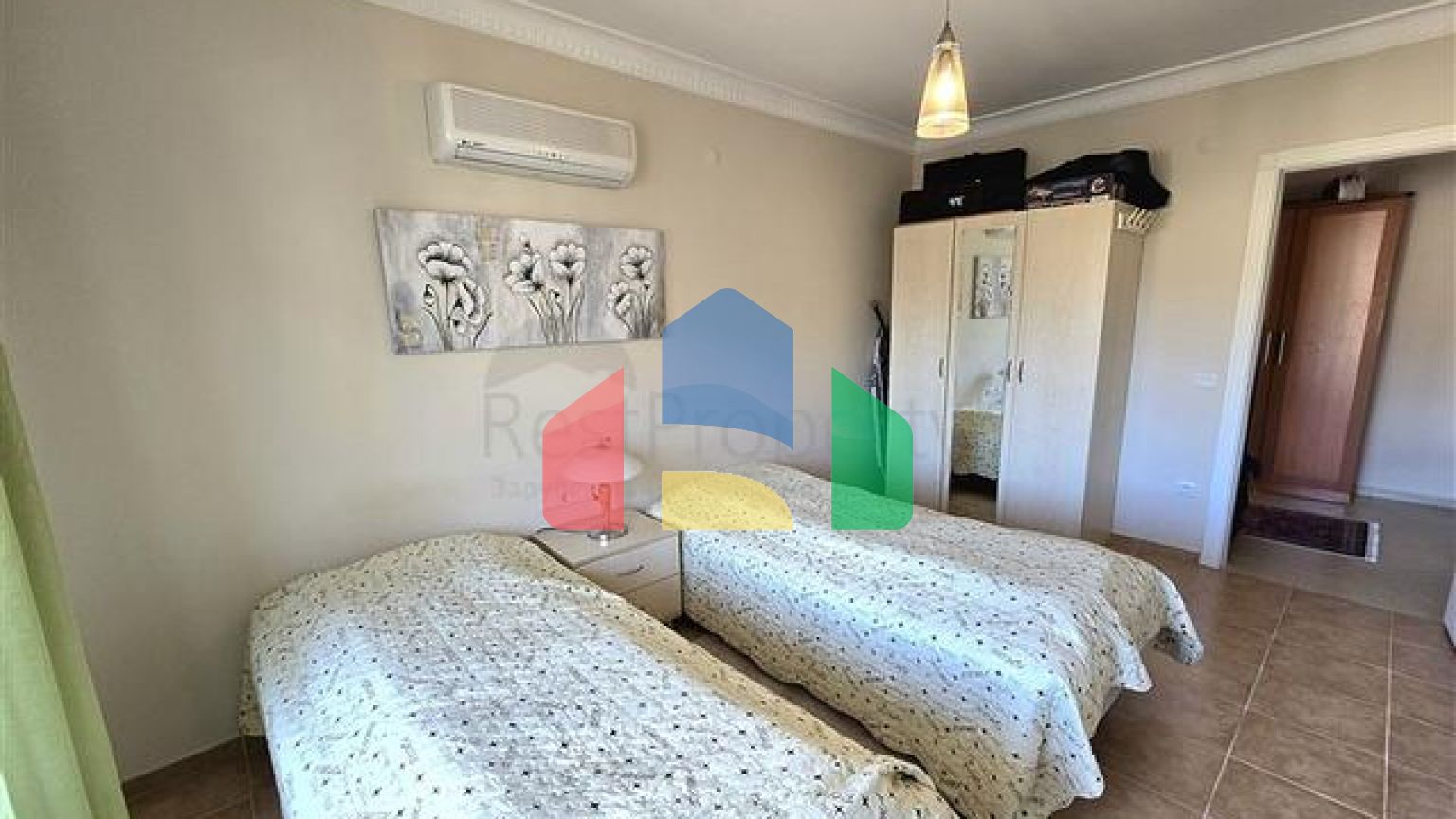 Простора квартира 2 + 1 в Оба